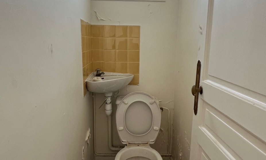 WC